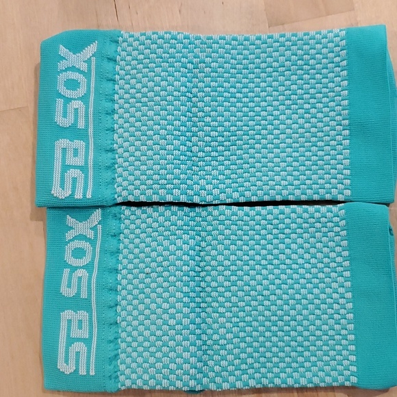 1 pair Compression socks for arch support, plantar fasciitis relief - Picture 2 of 3